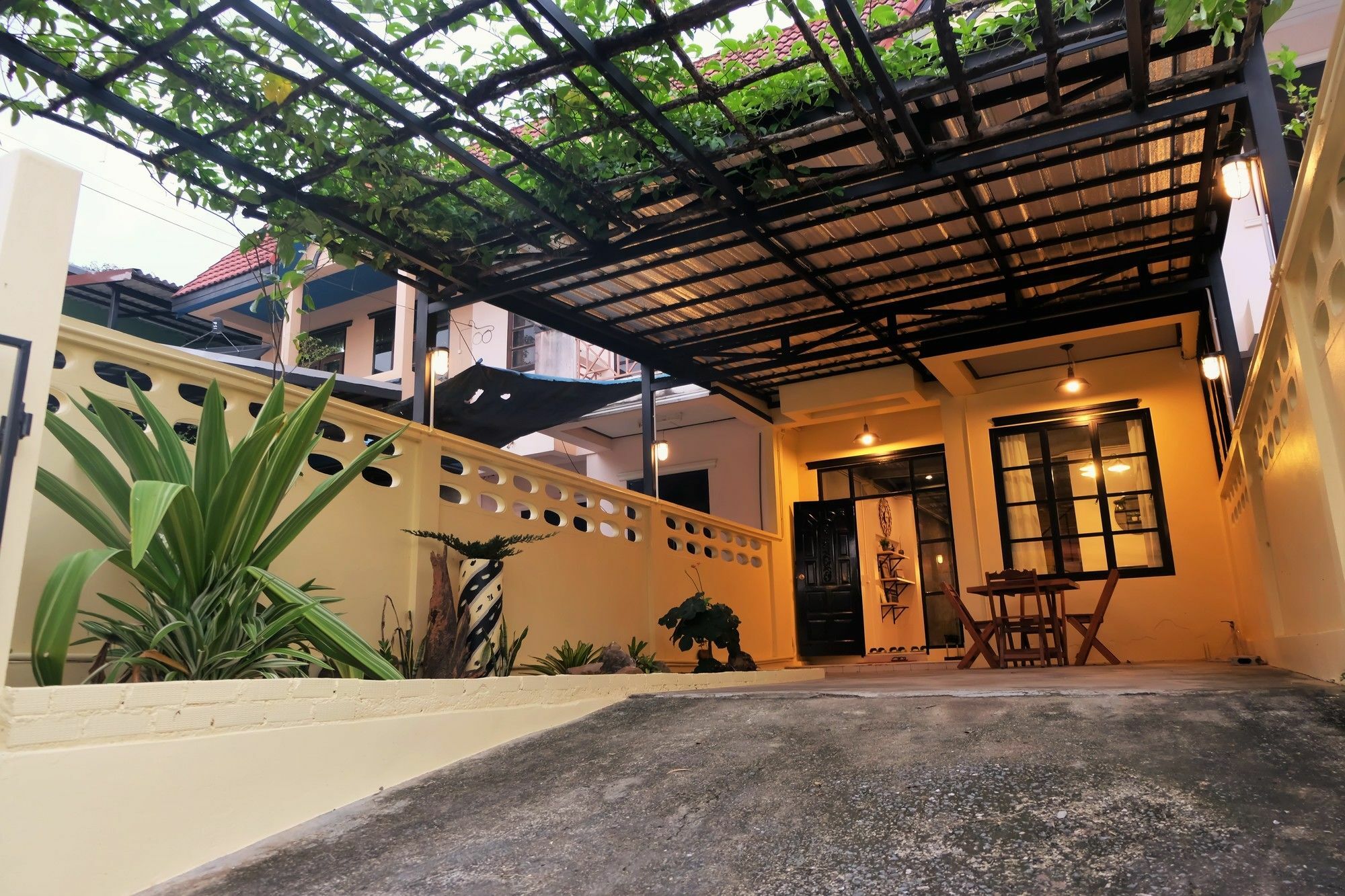 Nanrada Hometel Krabi town Kültér fotó